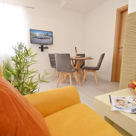 Apartments Lux S Tivat Kültér fotó