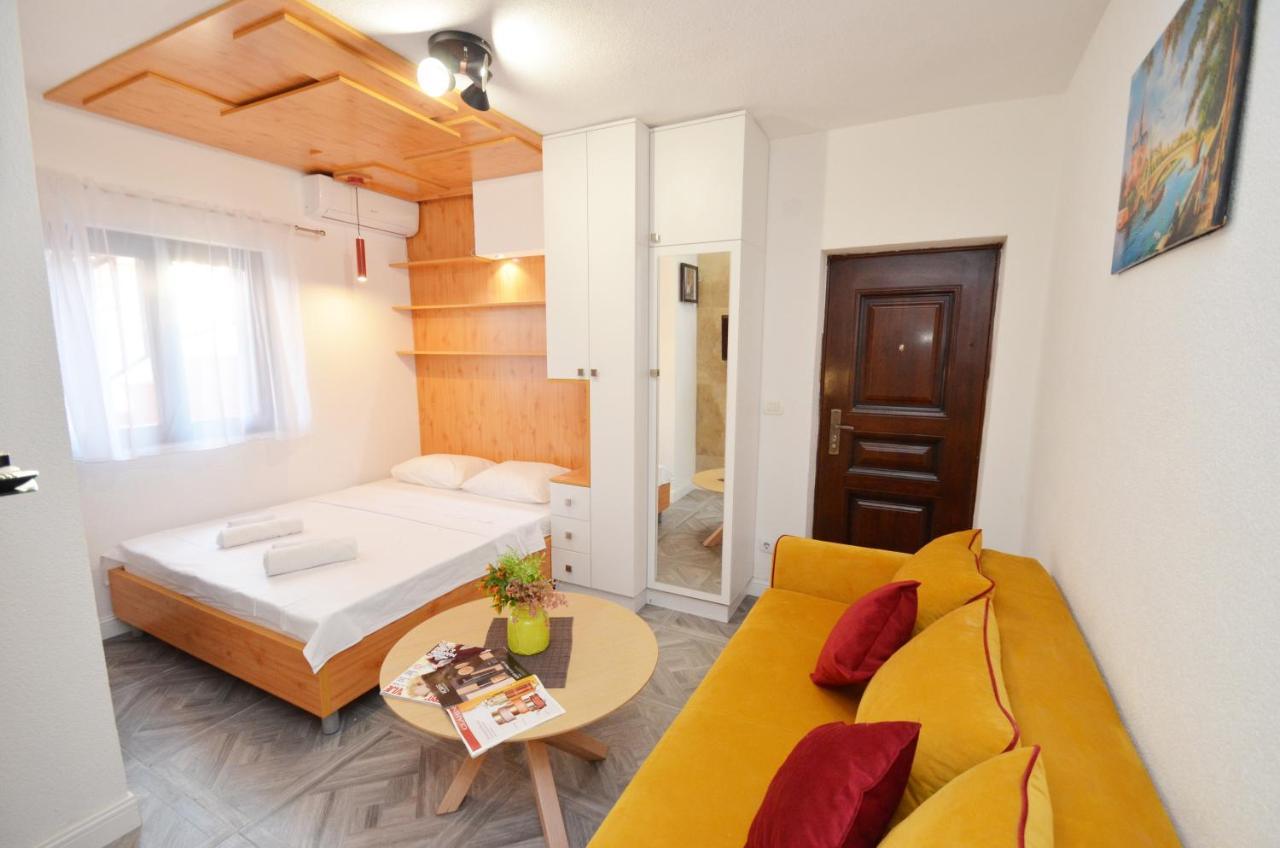 Apartments Lux S Tivat Kültér fotó