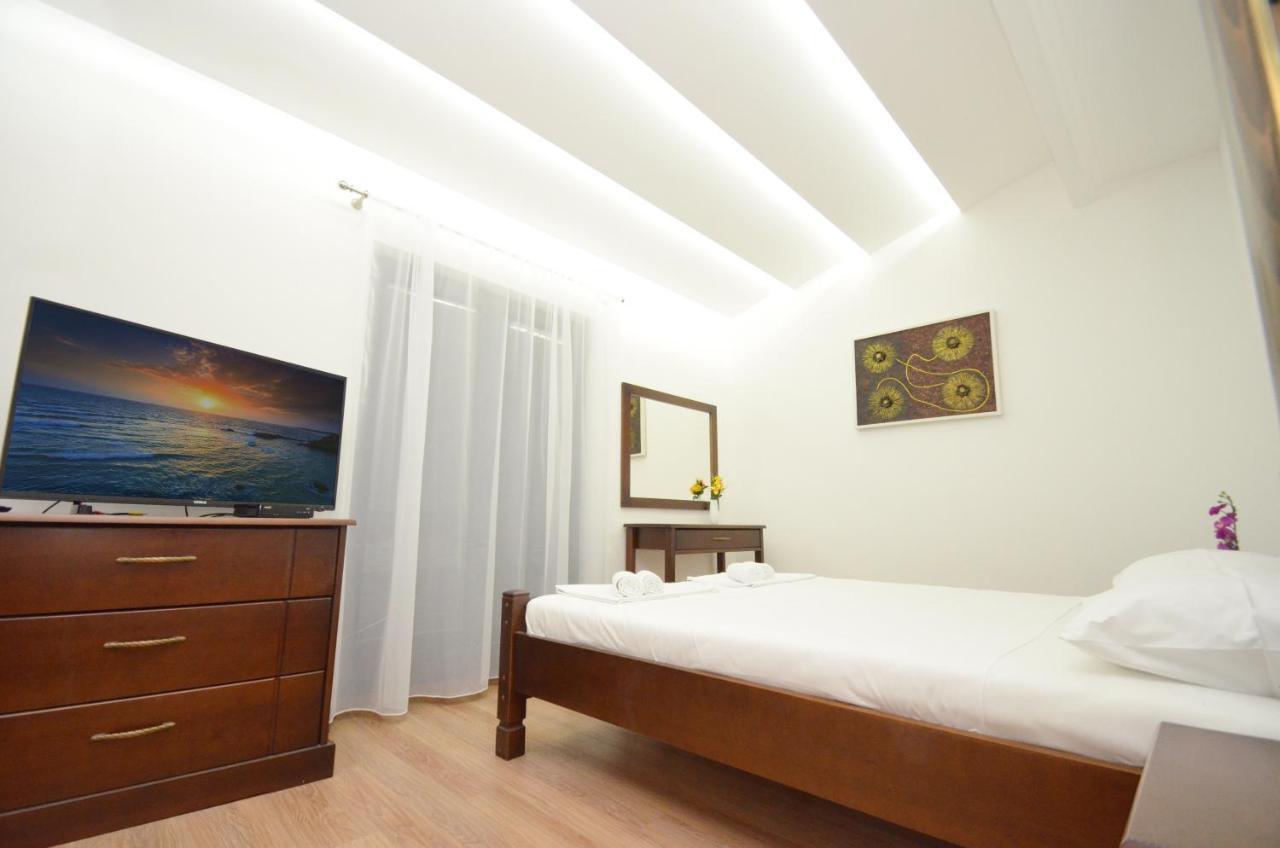 Apartments Lux S Tivat Kültér fotó