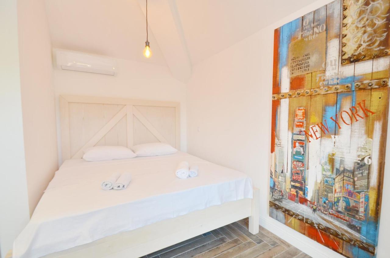 Apartments Lux S Tivat Kültér fotó
